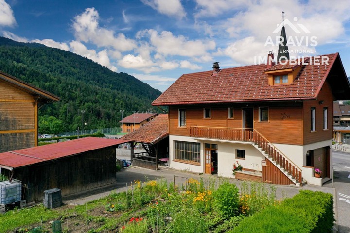 4 bedrooms house for sale in Haute-Savoie (74), France