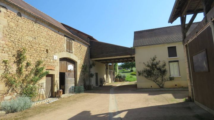 4 bedrooms house for sale in hautefort, France