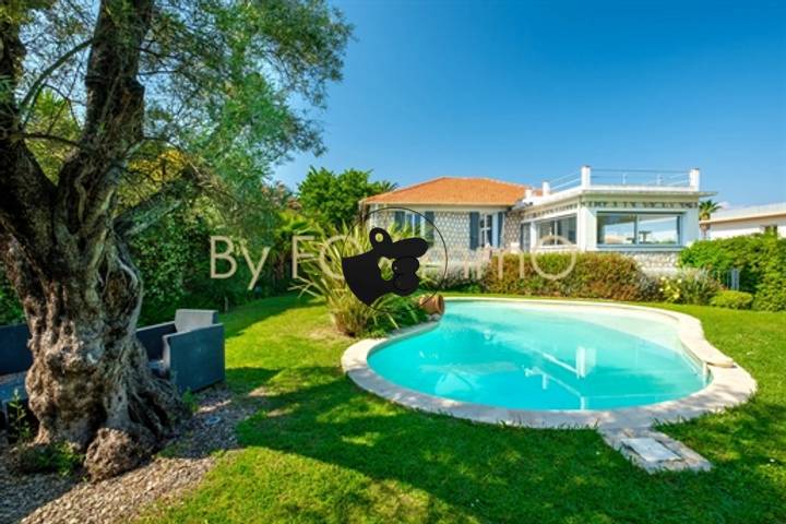 6 bedrooms house for sale in Antibes, France