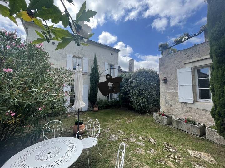 1 bedroom house for sale in Charente-Maritime (17), France