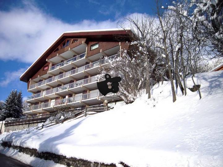 2 bedrooms apartment for sale in Haute-Savoie (74), France