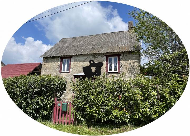 2 bedrooms house for sale in Puy-de-Dome (63), France