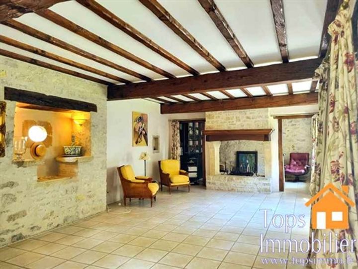 4 bedrooms other for sale in Parisot, France