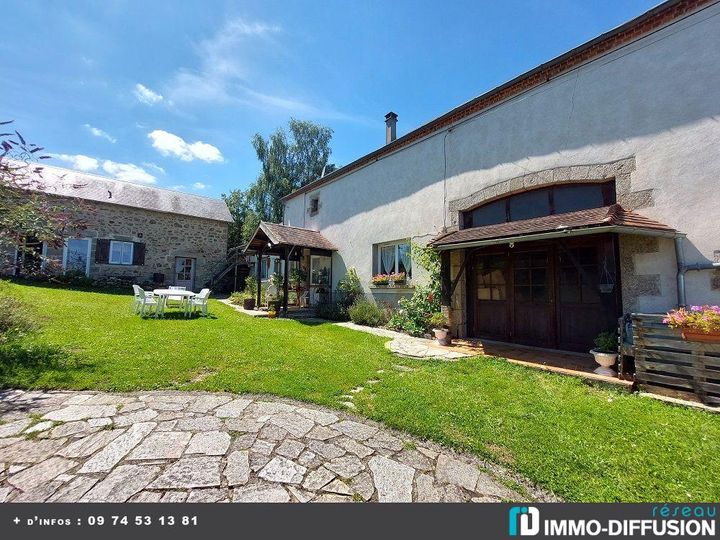 2 bedrooms house for sale in LAVAUFRANCHE, France