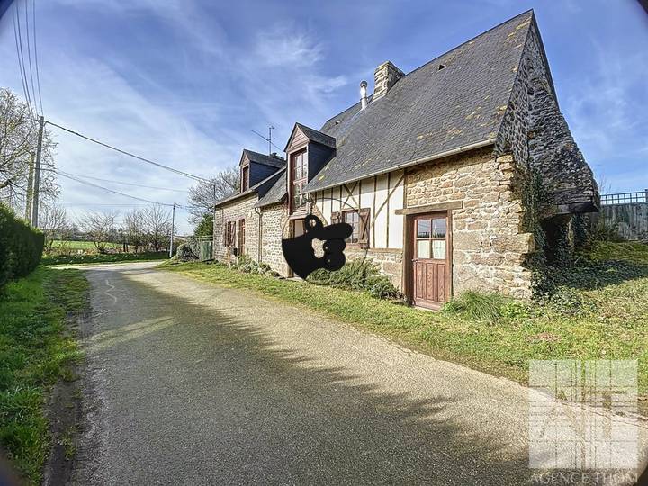 3 bedrooms house for sale in Mayenne (53), France