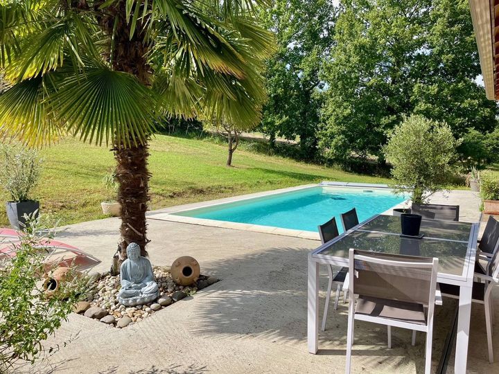 4 bedrooms house for sale in CHERVEIX CUBAS, France