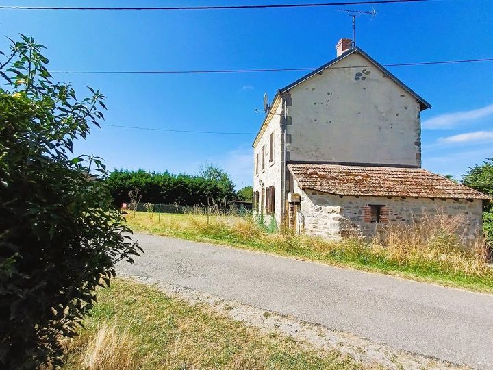 4 bedrooms house for sale in Saint-Maurice-pres-Pionsat, France