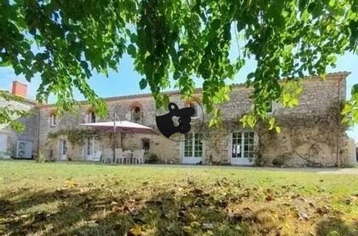 6 bedrooms house for sale in Vendee (85), France