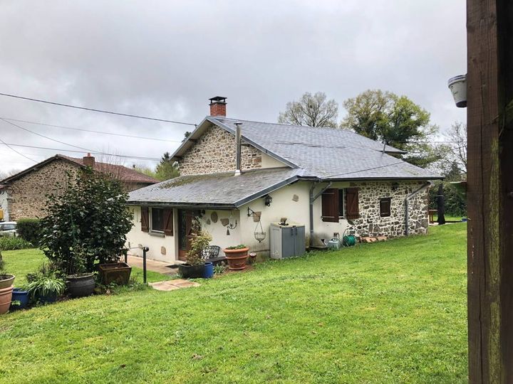 2 bedrooms house for sale in les salles lavauguyon, France