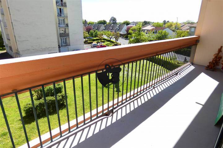 2 bedrooms apartment for sale in Cantal (15), France