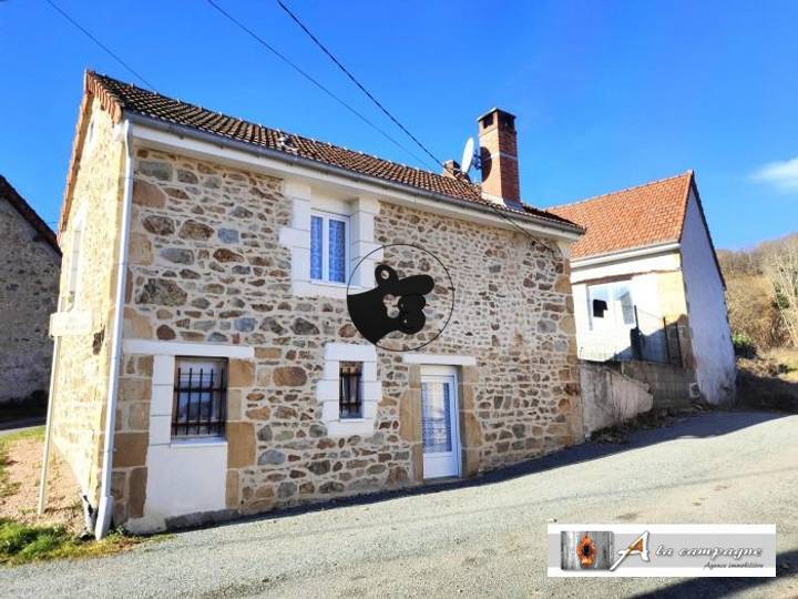 4 bedrooms house for sale in Puy-de-Dome (63), France