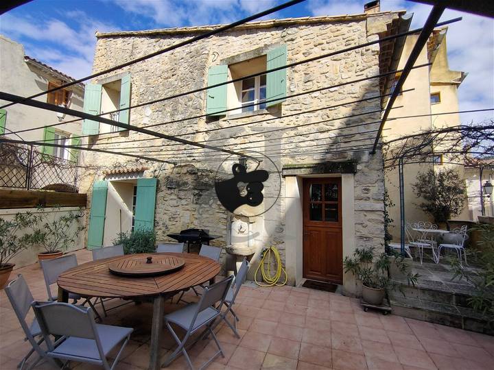 6 bedrooms house in Vaucluse (84), France