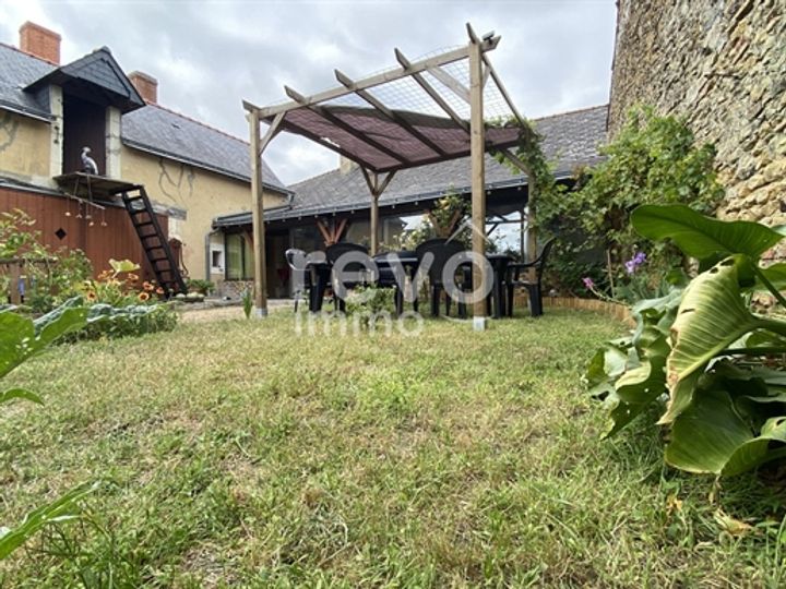 2 bedrooms other for sale in Bauge, France