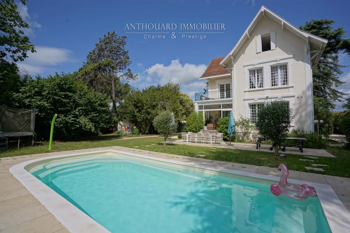 6 bedrooms house for sale in Bergerac, France