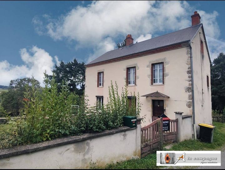 2 bedrooms house for sale in Saint-Fargeol, France