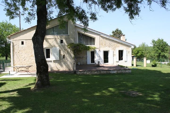 6 bedrooms house for sale in  France