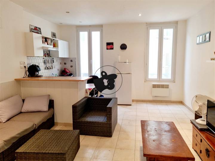 2 bedrooms apartment for sale in Var (83), France