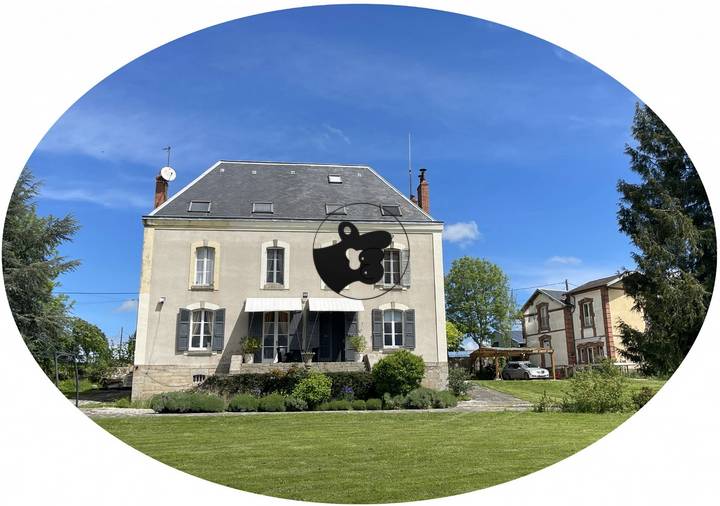 6 bedrooms house for sale in Creuse (23), France