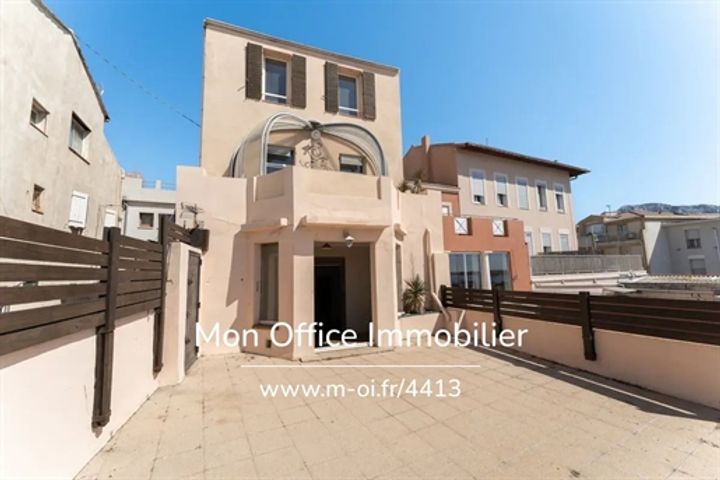 4 bedrooms house for sale in Marseille, France