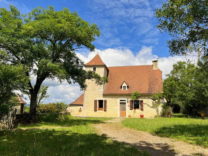 6 bedrooms house for sale in  France