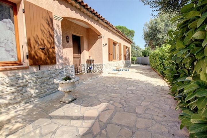 3 bedrooms house for sale in Frejus, France