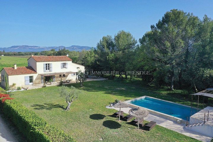 6 bedrooms house for sale in  France