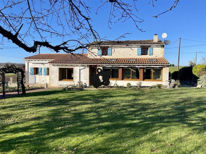 3 bedrooms house for sale in Charente-Maritime (17), France