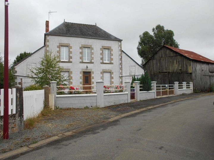 3 bedrooms house for sale in Saint-Aubin-du-Desert, France