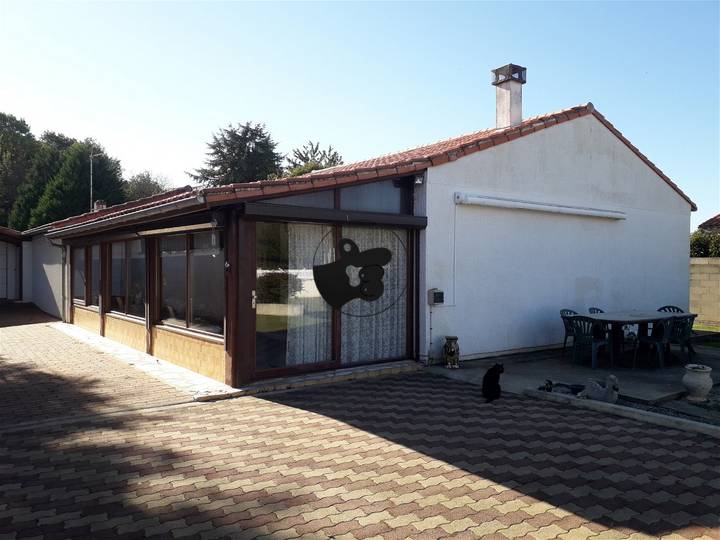 2 bedrooms house for sale in Charente-Maritime (17), France