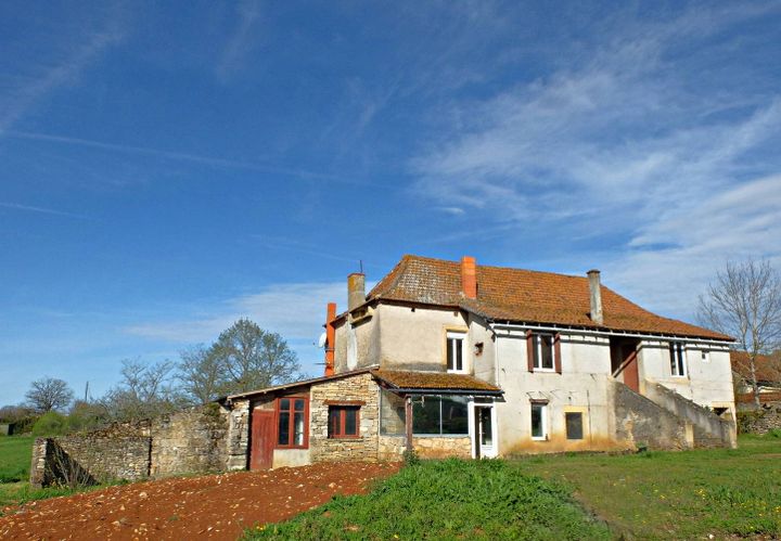 3 bedrooms house for sale in CAYLUS, France