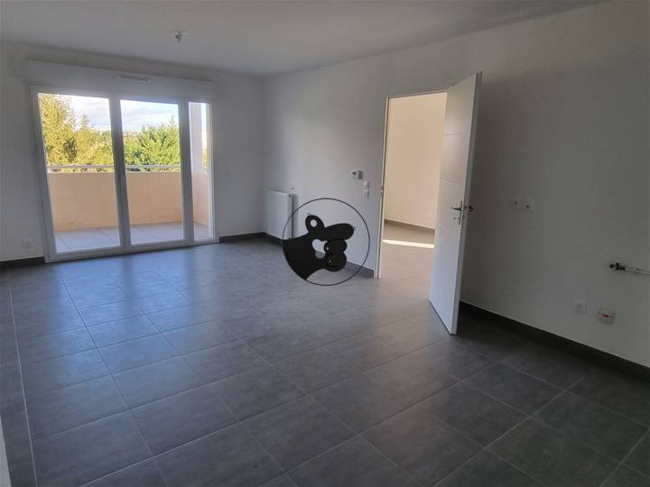 1 bedroom apartment for sale in Vaucluse (84), France