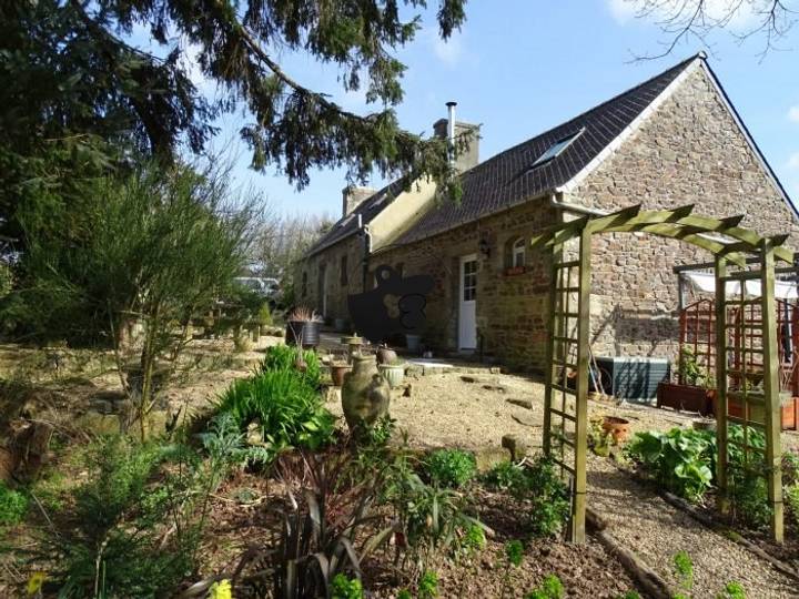 2 bedrooms house for sale in Finistere (29), France