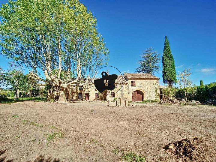 House for sale in Vaucluse (84), France