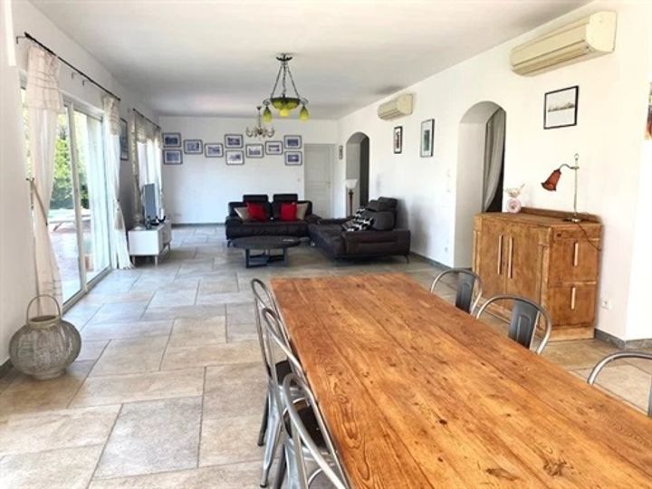 6 bedrooms house for sale in Draguignan, France