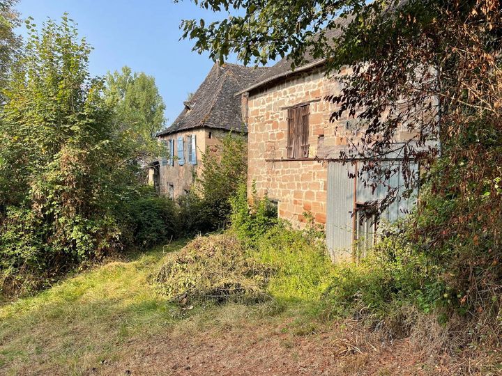 House for sale in SAINT BONNET LA RIVIERE, France