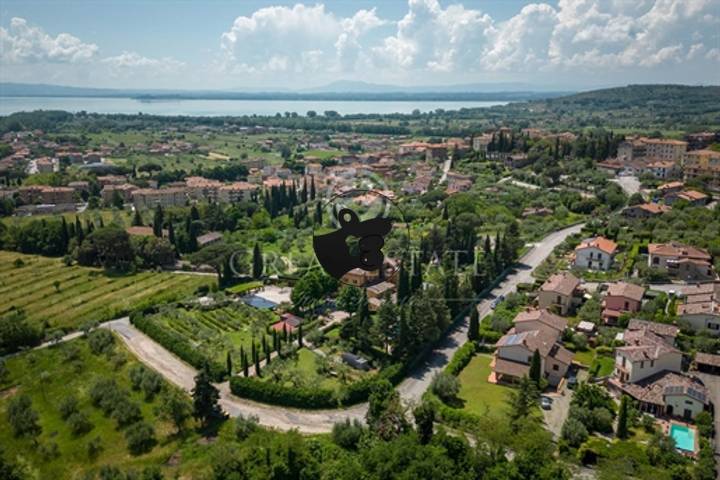 12 bedrooms other in Tuoro sul Trasimeno, Italy