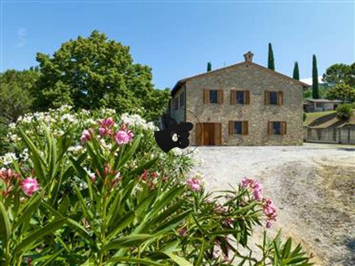8 bedrooms house in Assisi, Italy