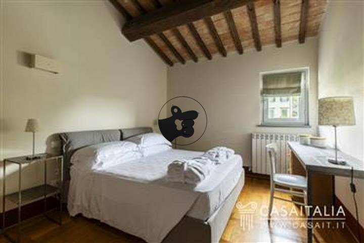 2 bedrooms apartment in Cortona, Italy