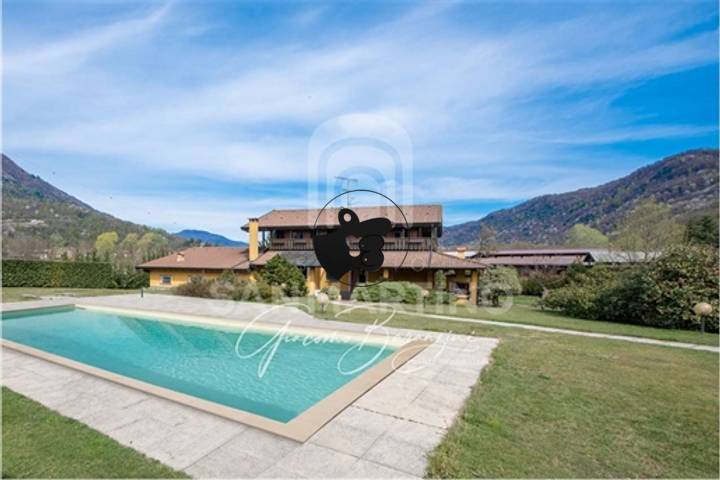 4 bedrooms other in Cuvio, Italy