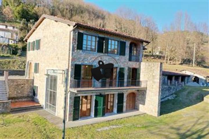 8 bedrooms other in Barga, Italy