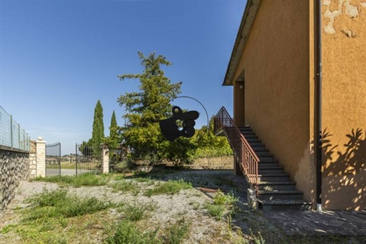4 bedrooms house in Montepulciano, Italy