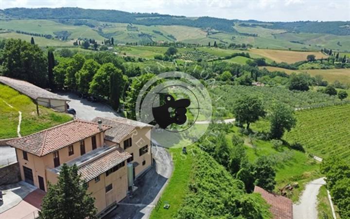 7 bedrooms other in Montepulciano, Italy