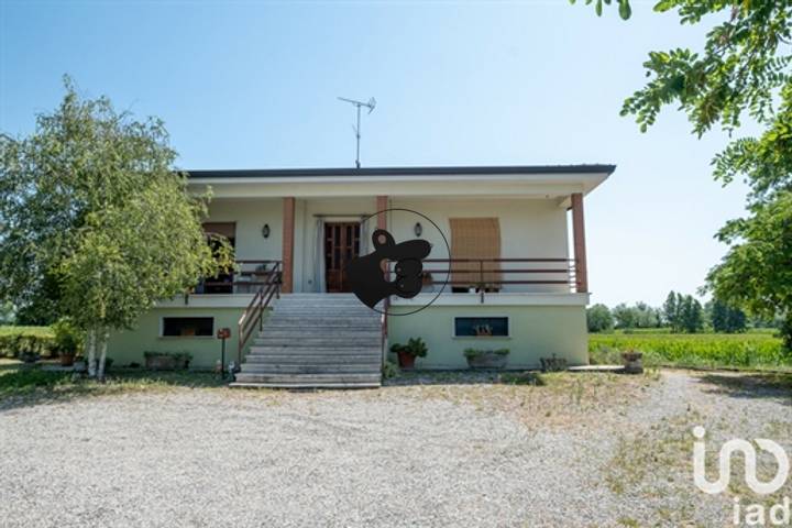 3 bedrooms house in Medole, Italy