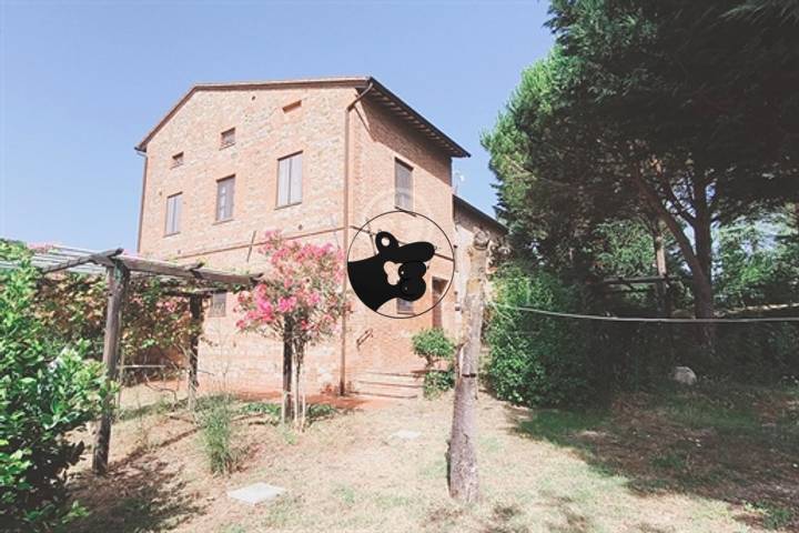 7 bedrooms house in Citta della Pieve, Italy