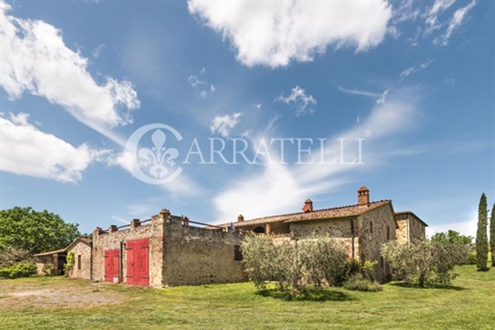 9 bedrooms house for sale in Grosseto, Italy