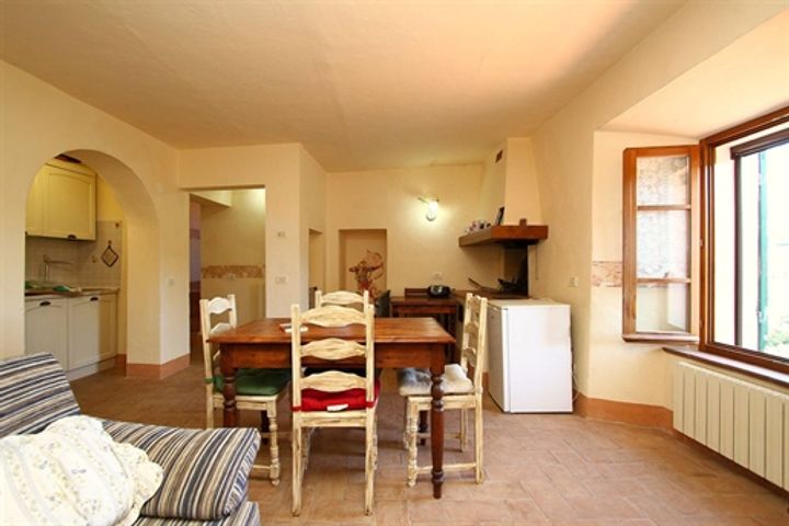 Apartment for sale in Trequanda, Italy