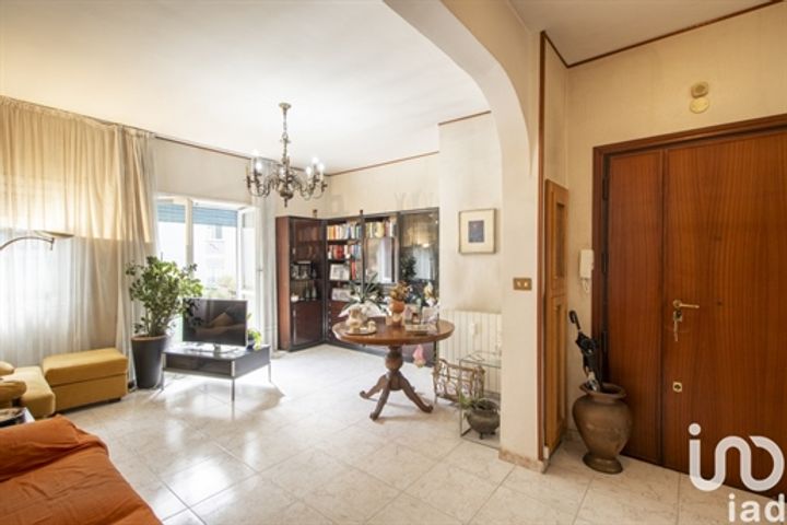 3 bedrooms apartment for sale in Rome, Italy
