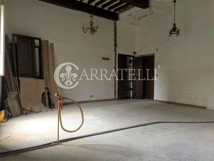 2 bedrooms house for sale in Cortona, Italy