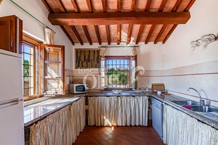 6 bedrooms house for sale in Casciana Terme, Italy