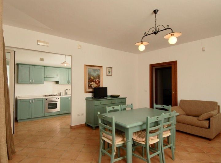 8 bedrooms house for sale in Roseto degli Abruzzi, Italy